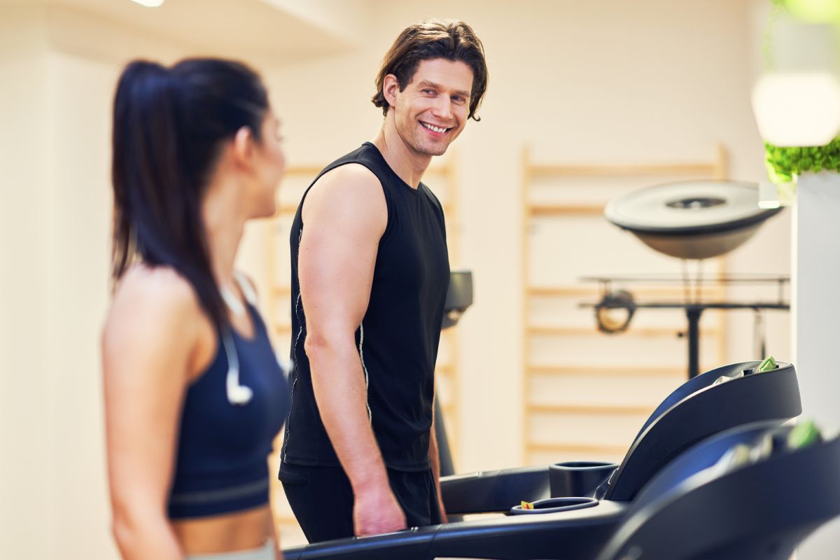 Picture of fit couple at the gym looking very attractive